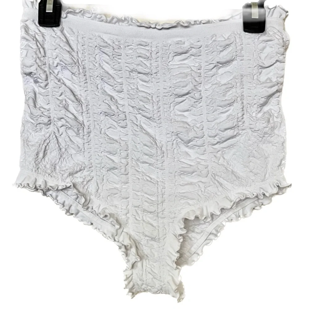 Free People’s Chloe Ruched Ruffle White Shorties Size M/L